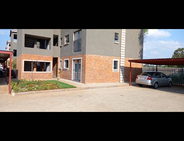 3 BEDROOM APARTMENT FOR SALE IN KENLEAF